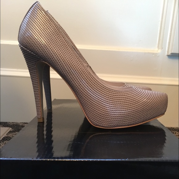 Nude Stilettos 👠 - BARBIECORE 🩷 - Picture 1 of 6